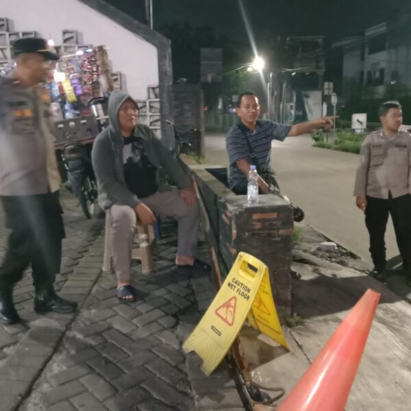 Patroli Humanis Polsek Bekasi Barat Cegah Tawuran dan…