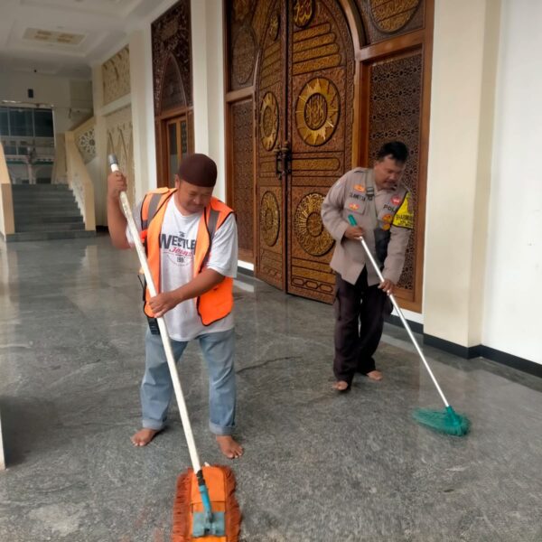 Program “Bang Jasri”: Kapolsek Medan Satria Pimpin Aksi&hellip;