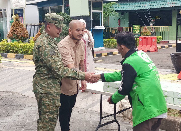 Berkah Ramadhan Dandim 0501/Jakarta Pusat Turun Langsung Berbagi&hellip;