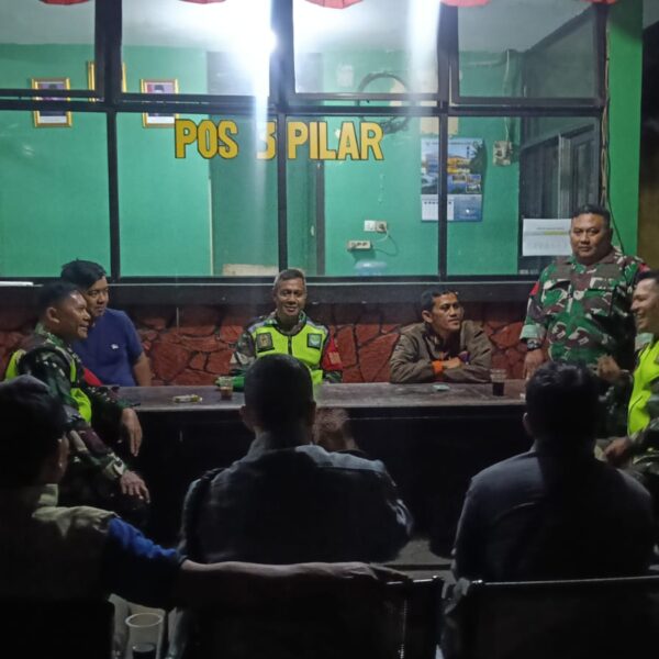 Patroli Malam Koramil 03/Teluk Pucung Bersama Polsek Rawalumbu…