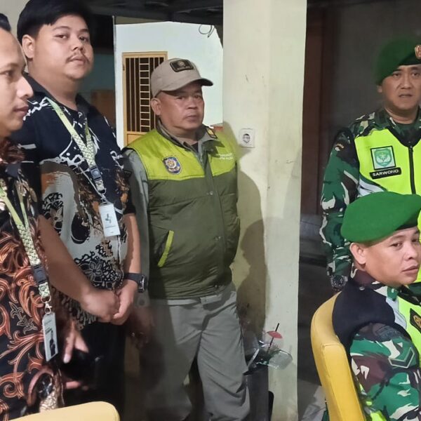 Sinergitas Koramil 05/Bantar Gebang Bersama Satpol PP dan&hellip;