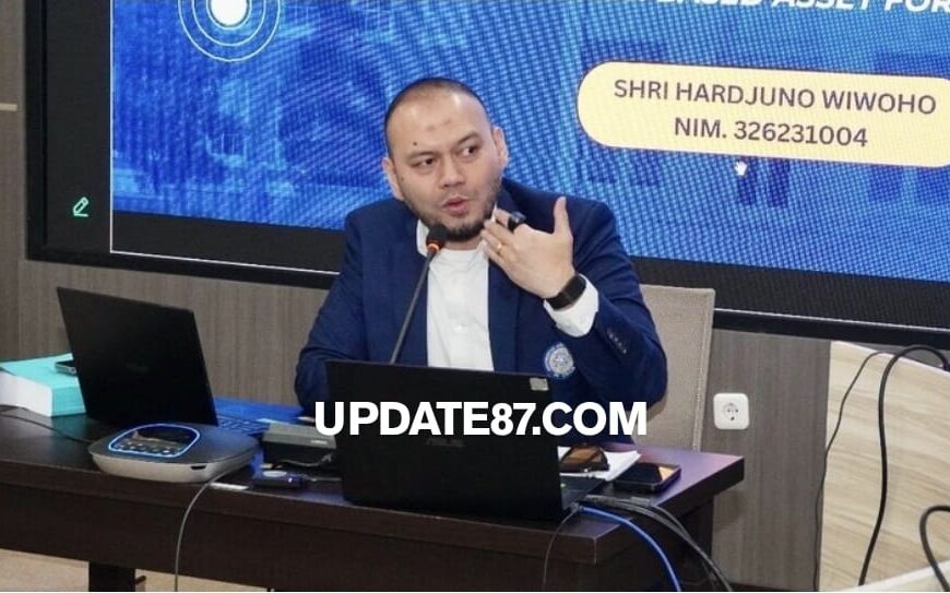 Ujian Kelayakan Disertasi di Unair, Hardjuno Wiwoho Bahas Reformasi Hukum&hellip;