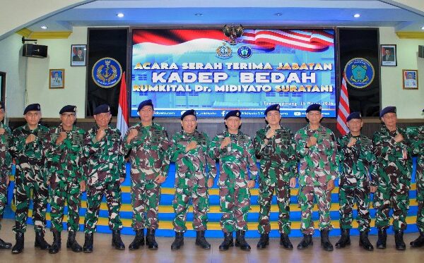 Karumkital Dr. Midiyato Suratani Pimpin Sertijab Kadep Bedah,…