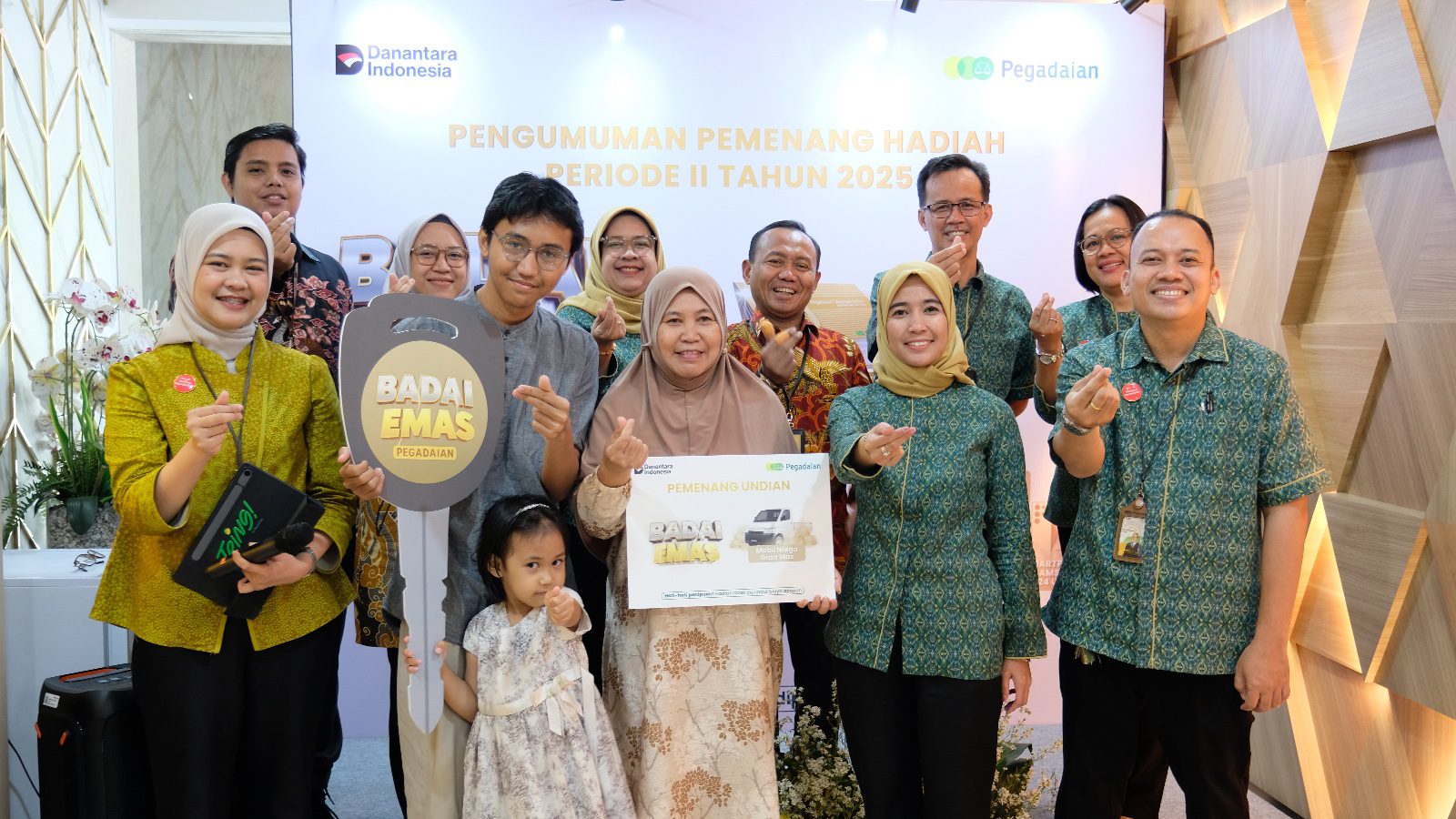 Nasabah Pegadaian Wilayah VIII Jakarta 1 Raih Hadiah Mobil Progam Badai Emas