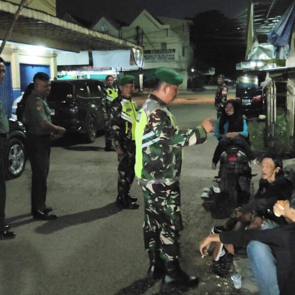 Patroli Jalan Kaki dan Motor Koramil 01/Kranji, Perkuat&hellip;