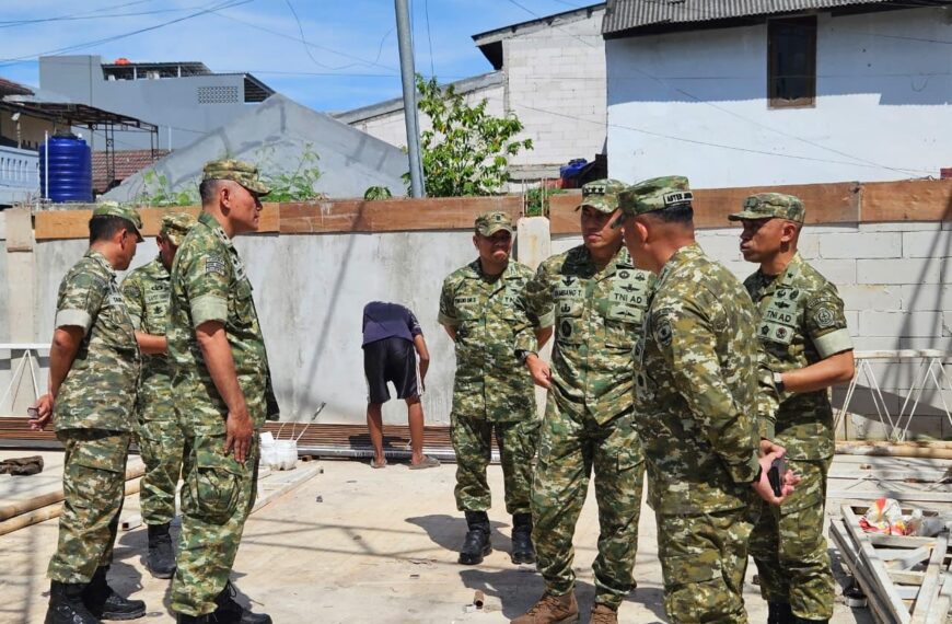 Kaster TNI Letjen TNI Bambang Trisnohadi Tinjau Progres Pembangunan KDKMP…