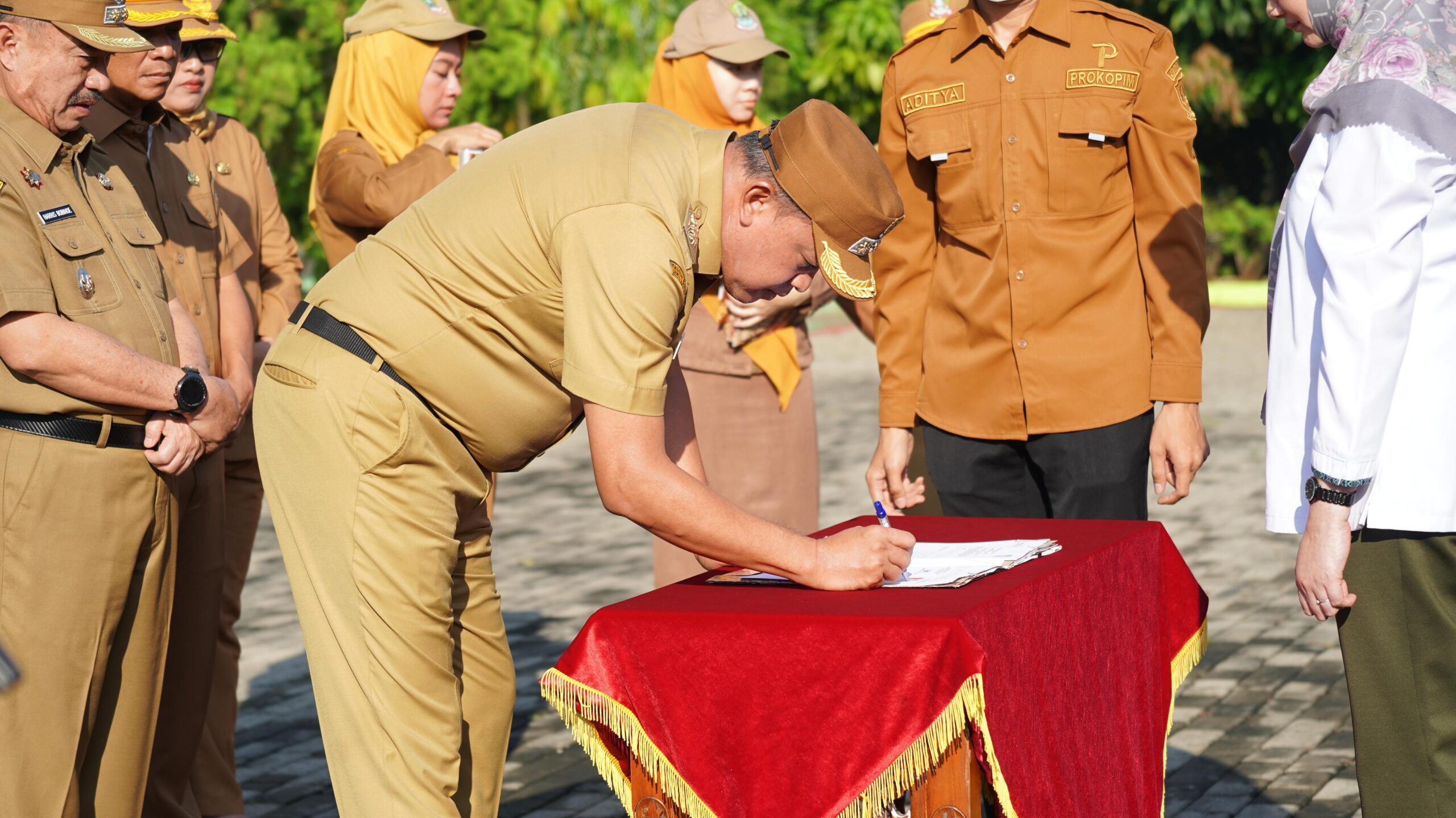 Apel Pagi, Wali Kota Bekasi Tegaskan ASN Produktif Saat WFH serta Jumat Bersepeda