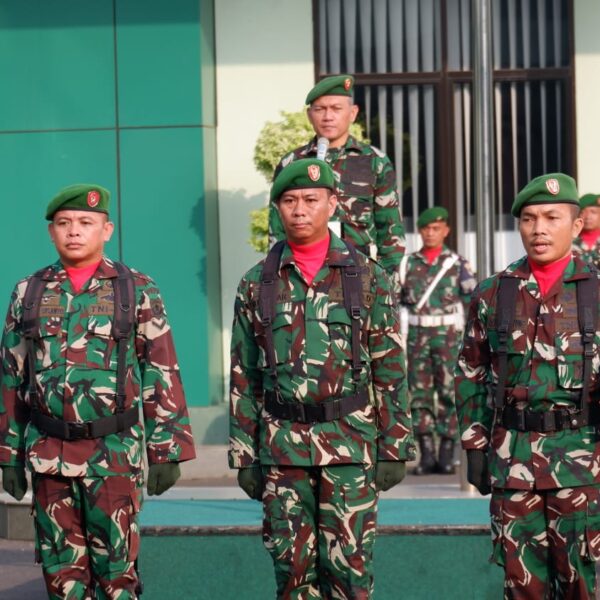 Kasdim 0507/Bekasi Pimpin Upacara Bulanan, Sampaikan Amanat Panglima&hellip;