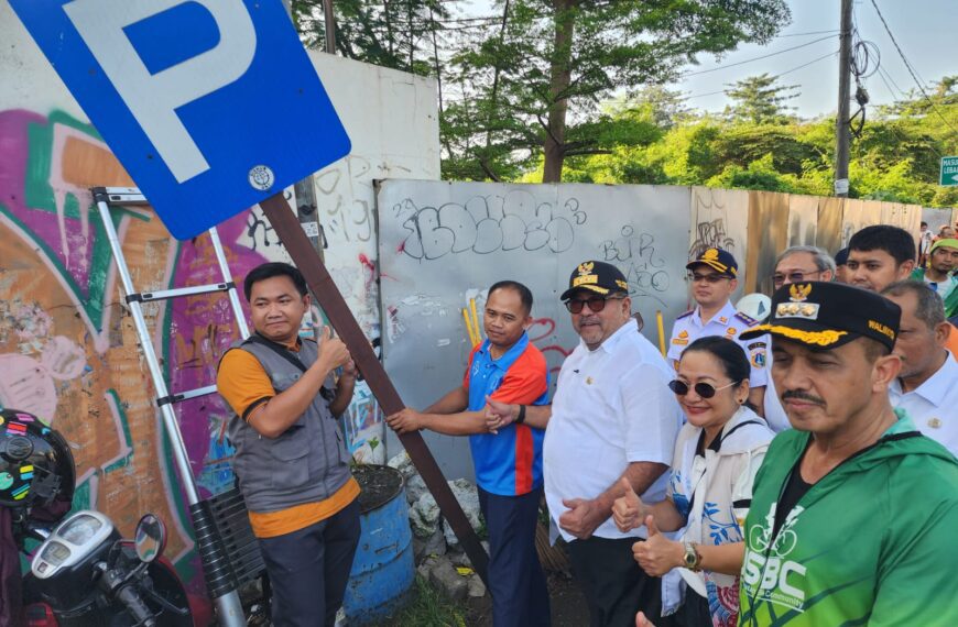 Rano Karno Pimpin Penertiban Parkir Liar Lebak Bulus,&hellip;