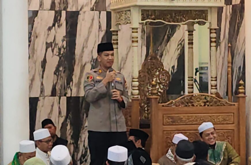 Subuh yang Menyatukan Polisi dan Warga, Kapolsek Cakung&hellip;