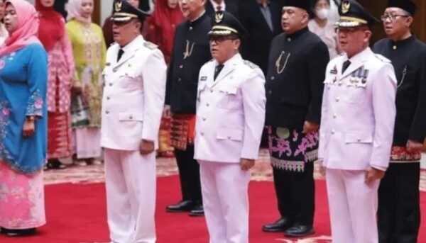 Gubernur DKI Jakarta Lantik Syafrin Liputo dan Firmanuddin…