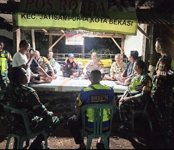Patroli Gabungan Koramil 02/Pondok Gede dan Polsek Pondok…