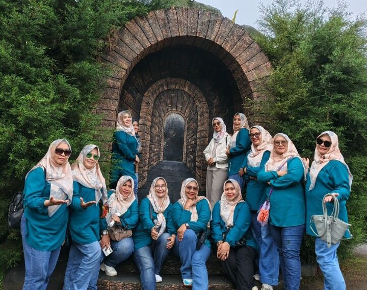 Segarkan Semangat Pengurus, TP PKK Cipinang Besar Selatan Sukses Gelar&hellip;