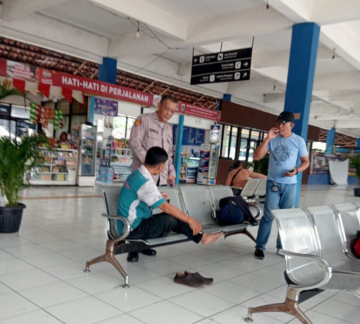Polsub Sektor Terminal Kampung Rambutan Intensifkan Patroli dan Pelayanan, Cegah Kejahatan di Area Transportasi