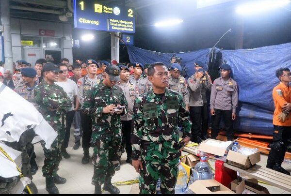 Dandim 0507/Kota Bekasi Tinjau Langsung Lokasi Tabrakan Kereta&hellip;