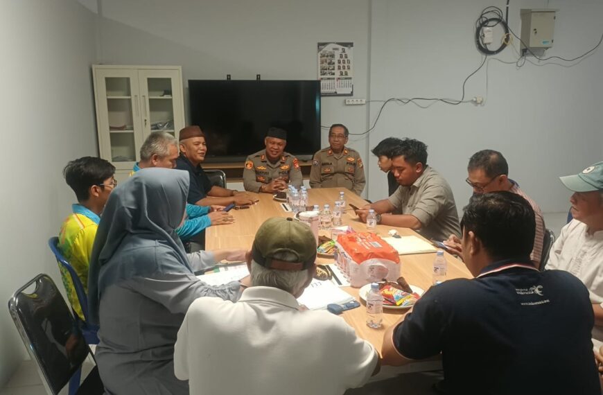 Kapolsek Bekasi Barat Sosialisasi Sabuk Kamtibmas  di Kelurahan Kranji ‎