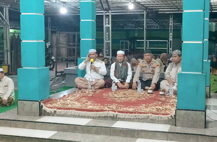 Silaturahmi Kamtibmas Kapolsek Bekasi Barat Hadiri Pengajian As Salmaniyah
