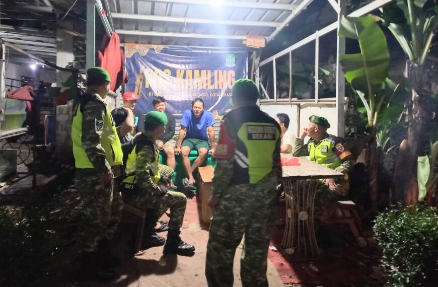 Patroli Malam Koramil 04/Jati Asih Fokus Jaga Keamanan Lingkungan dan&hellip;