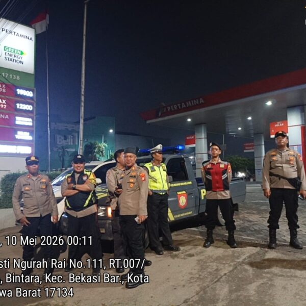 Kapolsek Bekasi Barat Pimpin Patroli Humanis Cegah Tawuran&hellip;