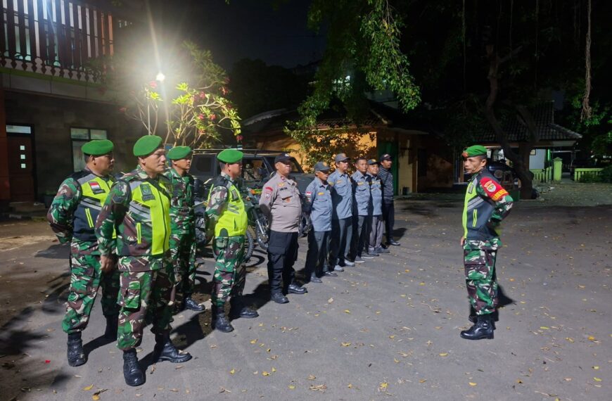 Patroli Gabungan Koramil 03/Teluk Pucung dan Linmas,&hellip;