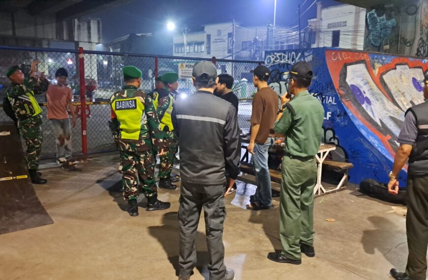Patroli Maung dan Motor Babinsa Koramil 03/Teluk&hellip;