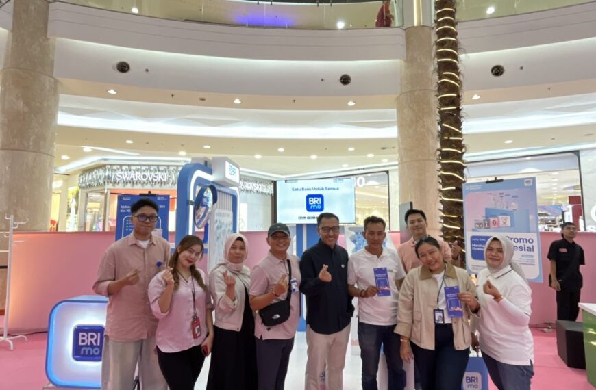 Penggemar Hello Kitty dan JISOO Serbu Event di Kokas, BRI…