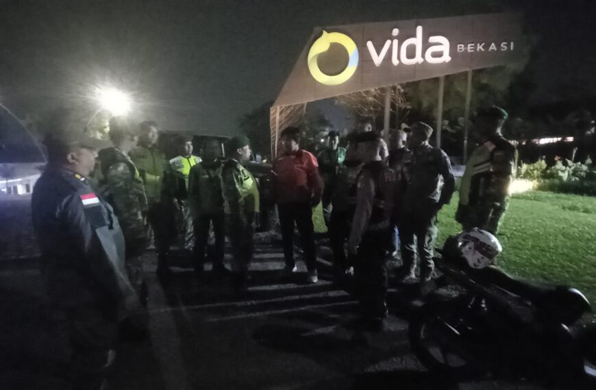 Patroli Malam Humanis Babinsa Koramil 05/Bantar Gebang Jaga Kamtibmas Tetap…