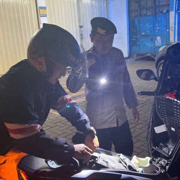 Patroli KRYD dan Razia Stasioner, Polsek Bekasi Barat&hellip;