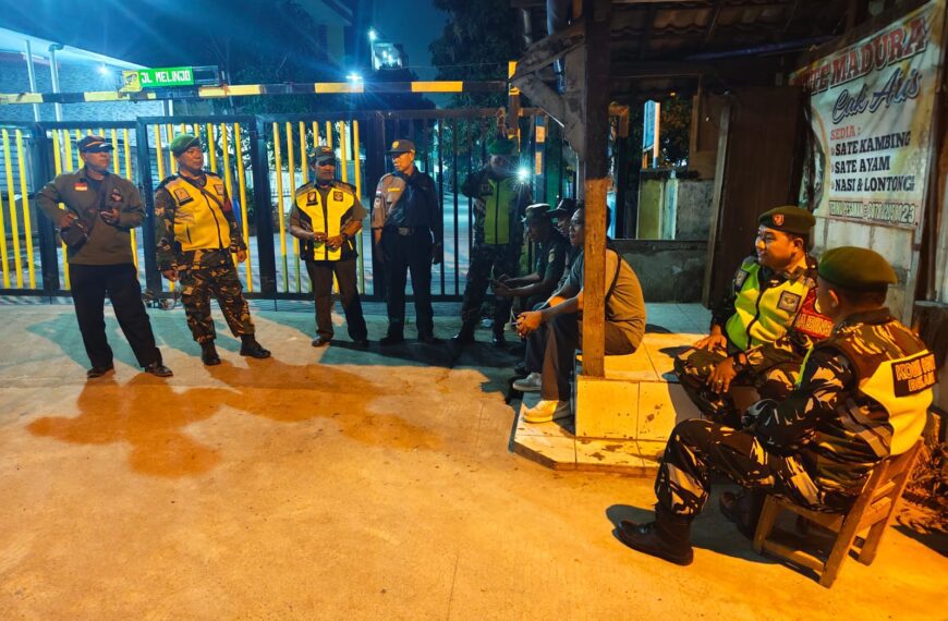 Patroli Antisipasi Gangguan Kamtibmas, Babinsa Koramil 01/Kranji&hellip;