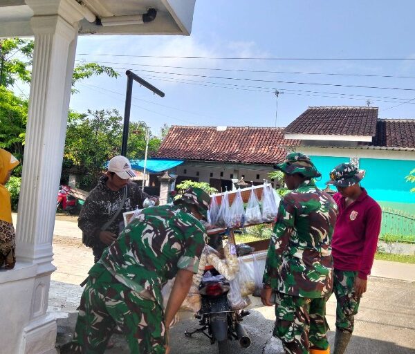 Pedagang Sayur Keliling Ikut Rasakan Berkah TMMD Reguler&hellip;