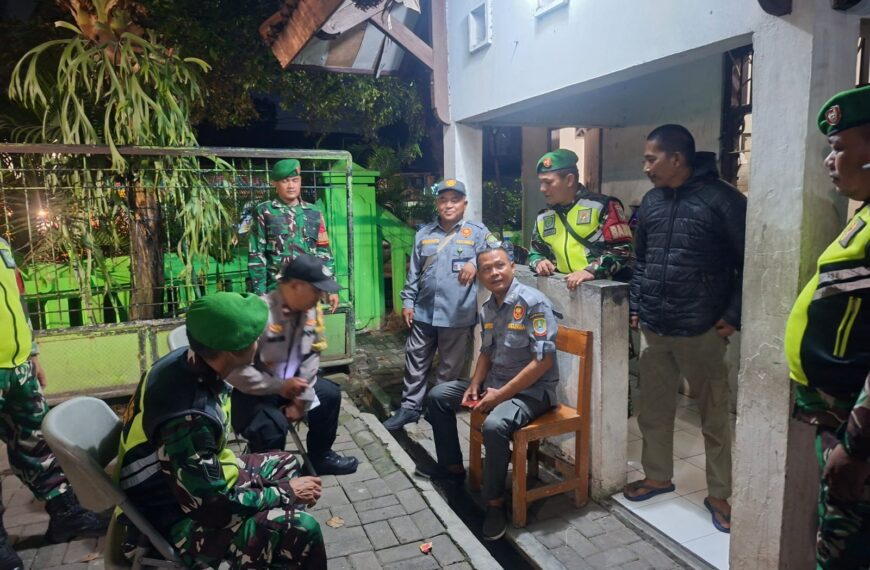Patroli Sinergi Bersama Linmas, Koramil 03/Teluk Pucung…