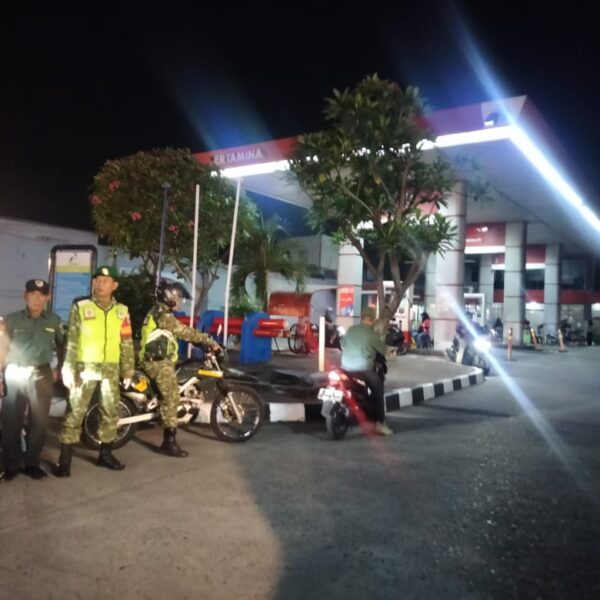 Patroli Lintas Sektoral Koramil 02/Pondok Gede dan Aparatur&hellip;