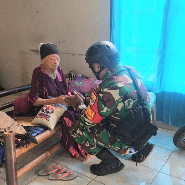 Tak Sekedar Menjaga Wilayah, Babinsa Jatiraden Hadir Menguatkan&hellip;