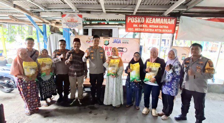 Kapolsek Medansatria “Jaga Bekasi On The Spot”, Serap Aspirasi Warga Kebon Sayur