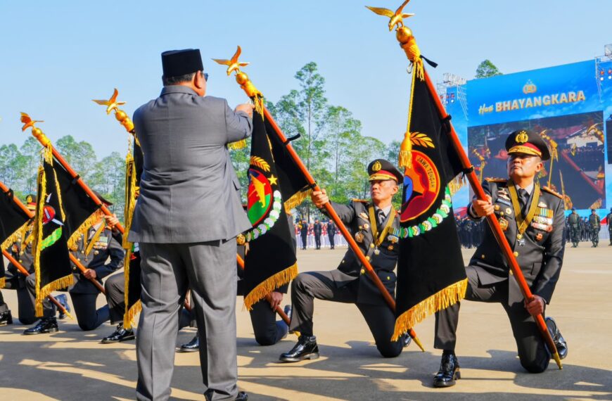 *Kapolda Lampung Irjen Pol Helfi Assegaf Terima&hellip;