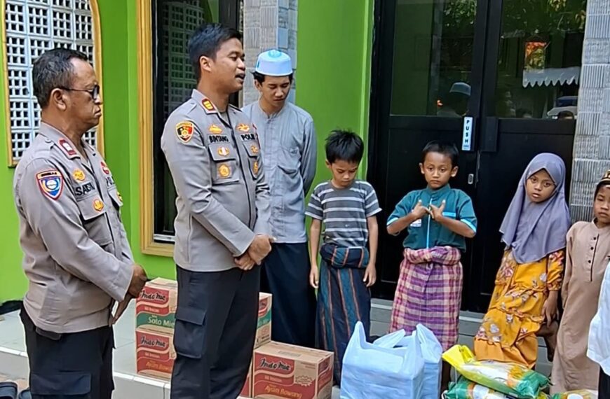 Polsek Medansatria Polres Metro Bekasi Kota kembali menggelar kegiatan sosial…