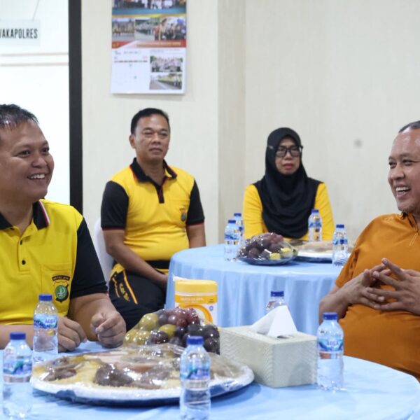 Wali Kota Bekasi bersama Polres Metro Bekasi Kota…
