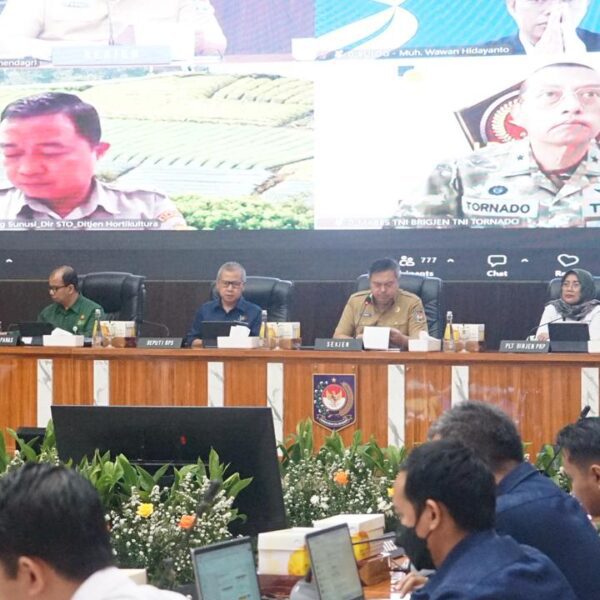 Sekjen Kemendagri Dorong Pemda Pastikan Usulan Penerima Bantuan…