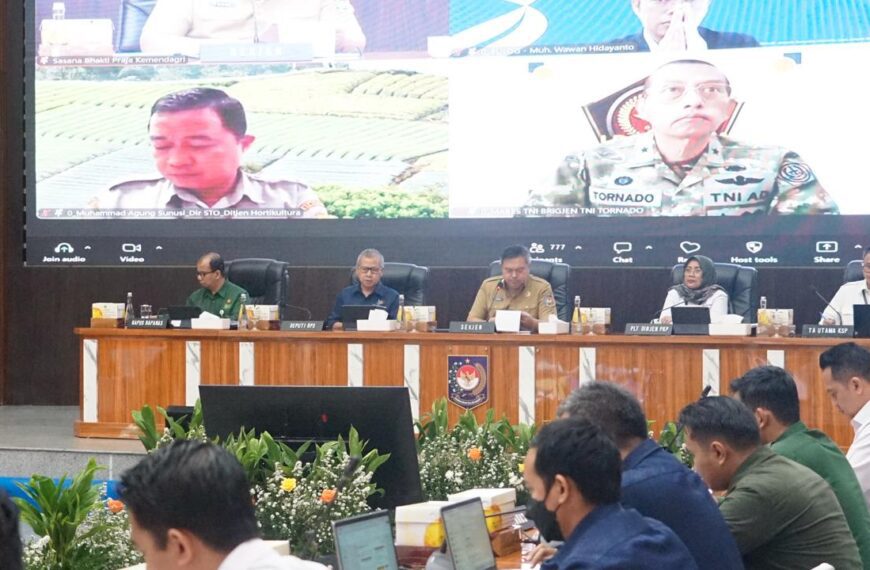 Sekjen Kemendagri Dorong Pemda Pastikan Usulan Penerima Bantuan Rehabilitasi Rumah…