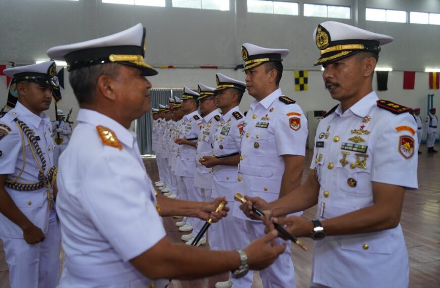 Putra Nias Resmi Pegang Tongkat Komando, Laksda TNI…