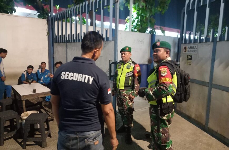 Ciptakan Rasa Aman, Babinsa Koramil 04/Jati Asih&hellip;