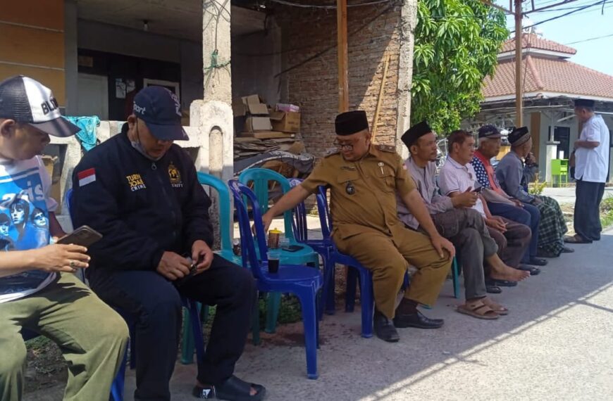 Kepala Desa Wanajaya Bertakziah ke Rumah warga di…