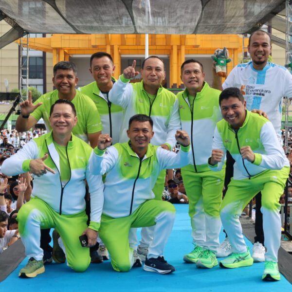 Komandan Bersama Prajurit Lanal Dumai Meriahkan Riau Bhayangkara…
