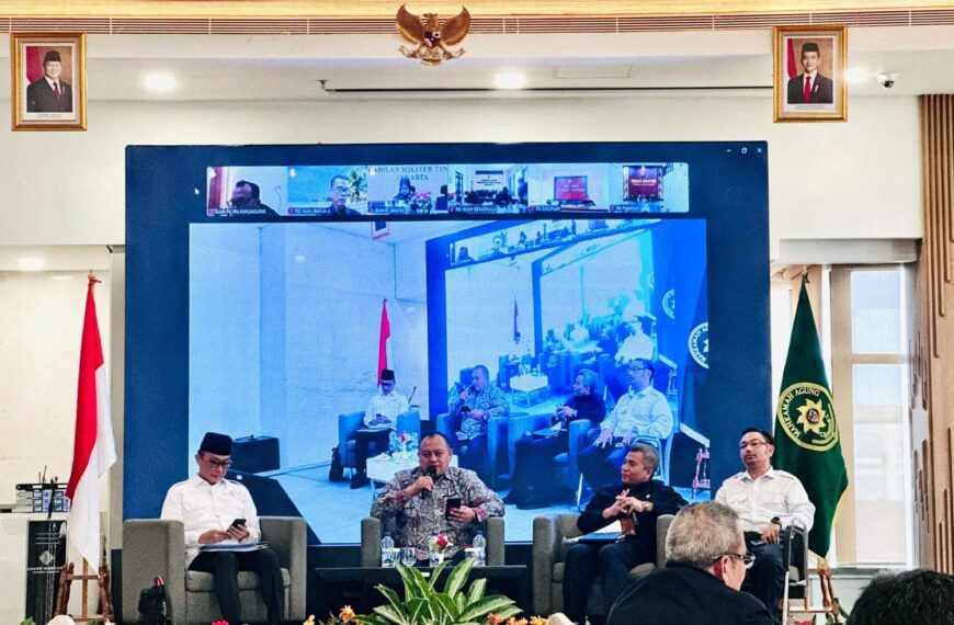 Guru Besar UI: Pendamping Hakim Saat Pemeriksaan Etik…