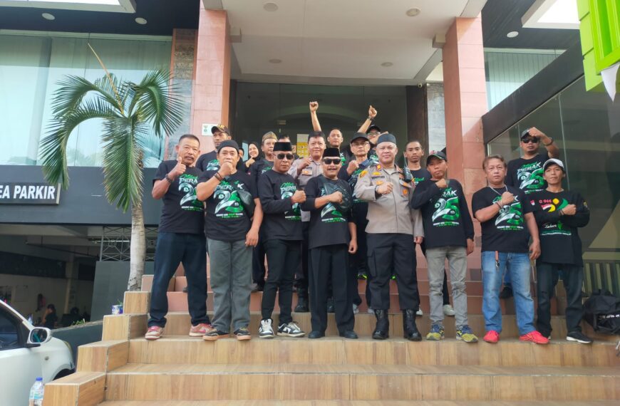 Kapolsek Bekasi Barat Berikan Pelayanan Giat Masyarakat Keberangkatan…