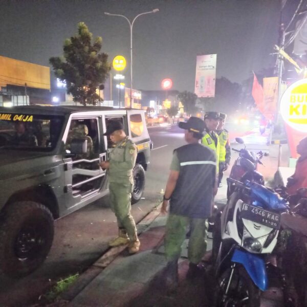 Sinergitas Aparat, Patroli Malam Koramil 04/Jati Asih Perkuat&hellip;