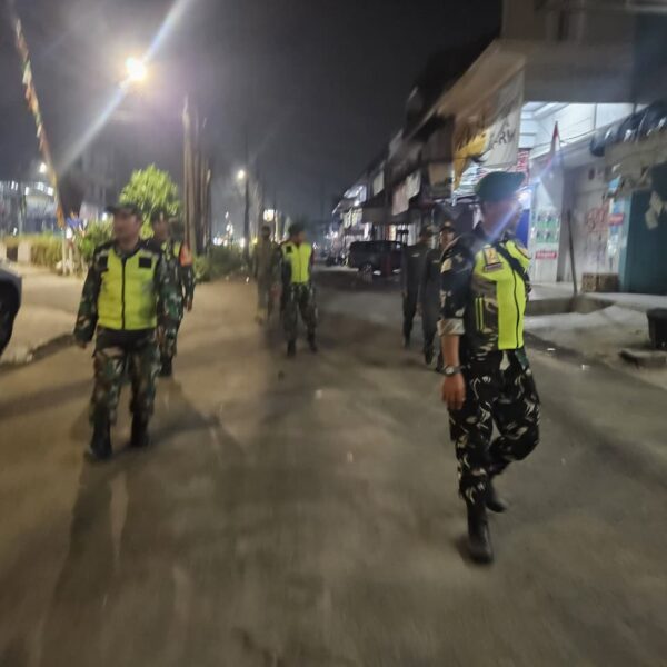 Patroli Malam Koramil 02/Pondok Gede Bersama Aparat Gabungan&hellip;