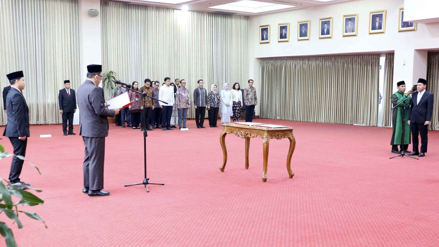 Ketua KY Lantik Mulyadi sebagai Sekjen KY