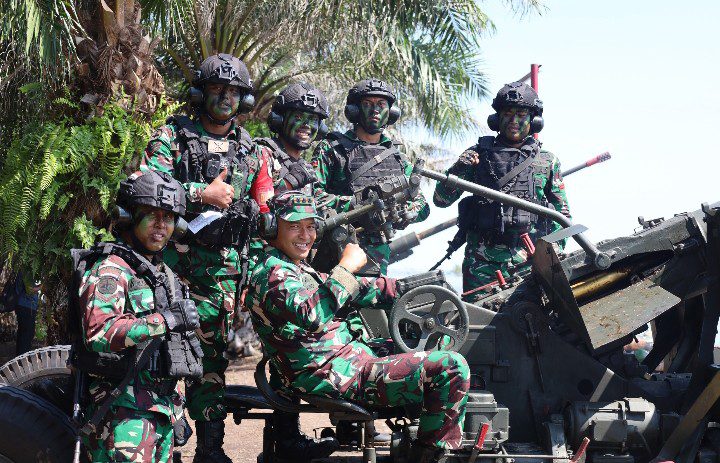 Latihan TNI Terintegrasi 2026, Danlanal Dumai Dikukuhkan Sebagai Warga Kehormatan Korps Arhanud TNI AD