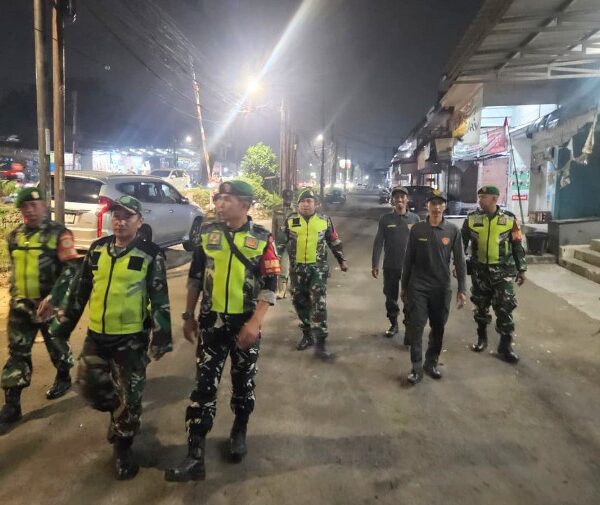 Koramil 02/Pondok Gede Aktif Patroli Malam, Bersama Aparat&hellip;